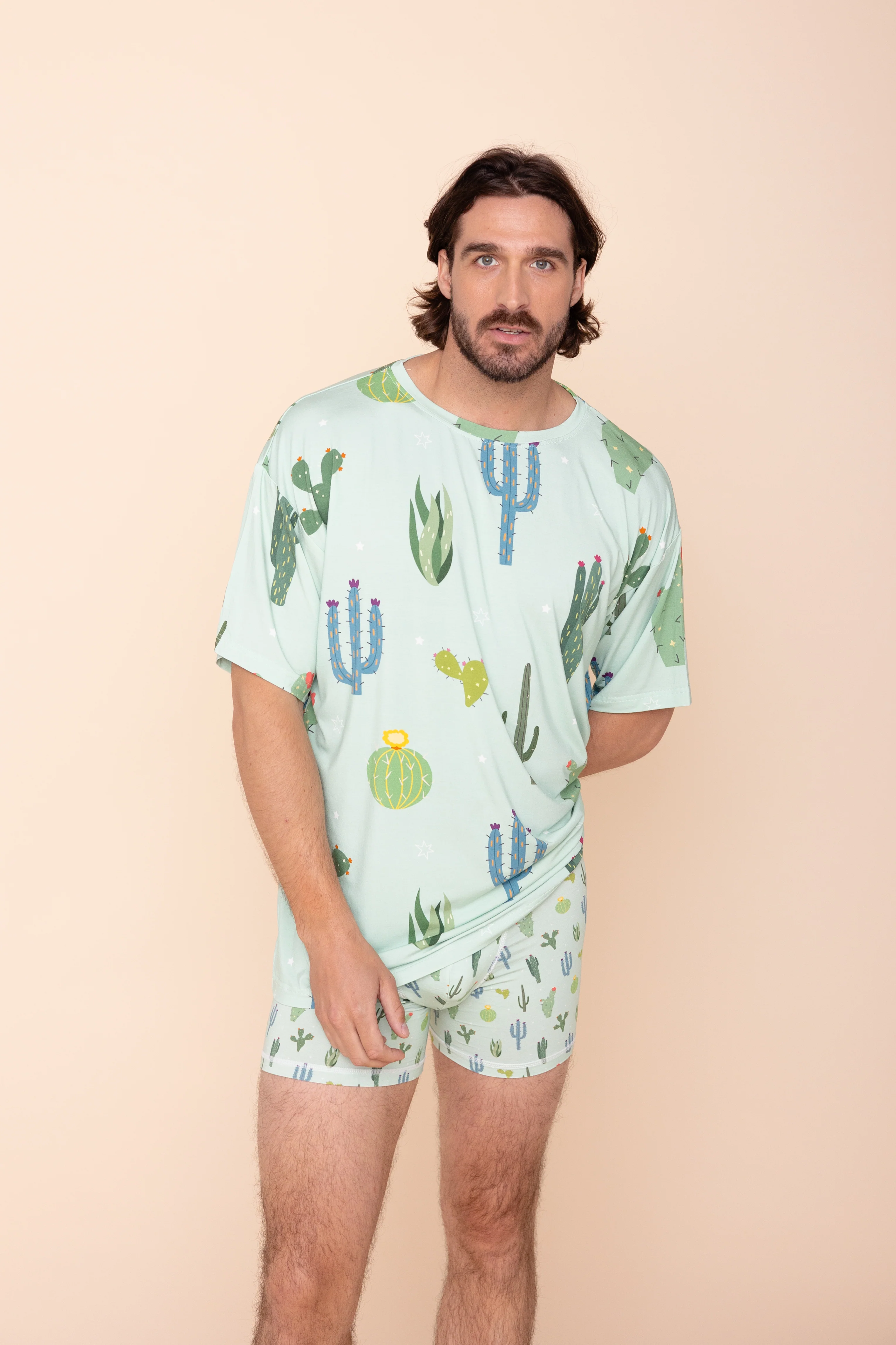 LOUNGEWEAR